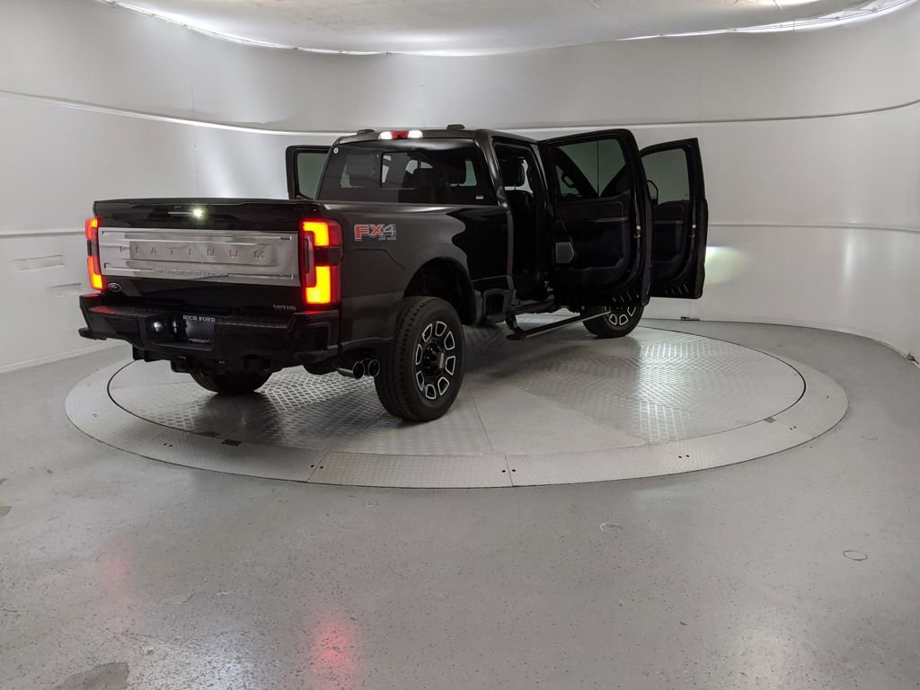 Certified 2024 Ford F250 Platinum image 9