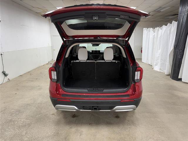 Certified 2025 Ford Explorer Platinum w/ LUX Leather Package AWD/4WD image 27