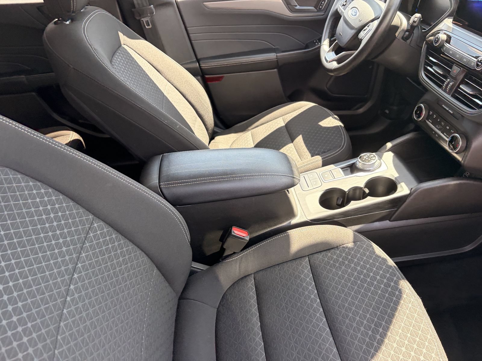 Certified 2024 Ford Escape Active FWD image 12