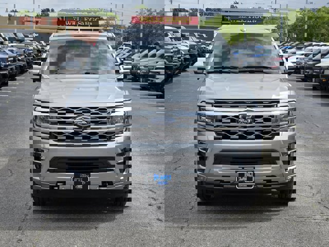 Certified 2024 Ford Expedition Platinum image 7