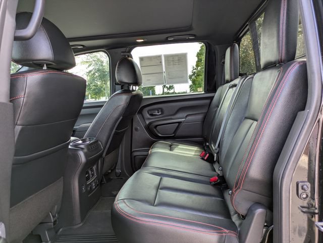 Used 2024 Nissan Titan PRO-4X w/ Pro-4x Convenience Package AWD/4WD image 14