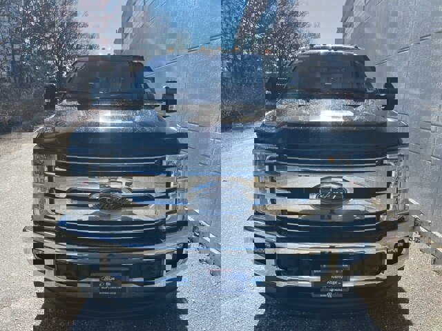 Certified 2019 Ford F250 Lariat w/ Lariat Value Package image 3