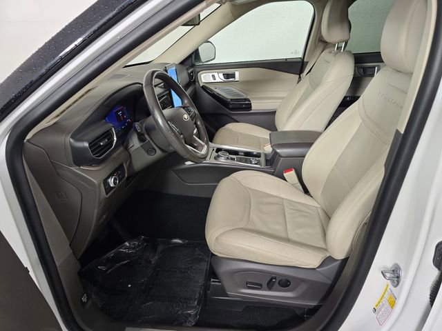 Certified 2023 Ford Explorer Platinum w/ Technology Package AWD/4WD image 22