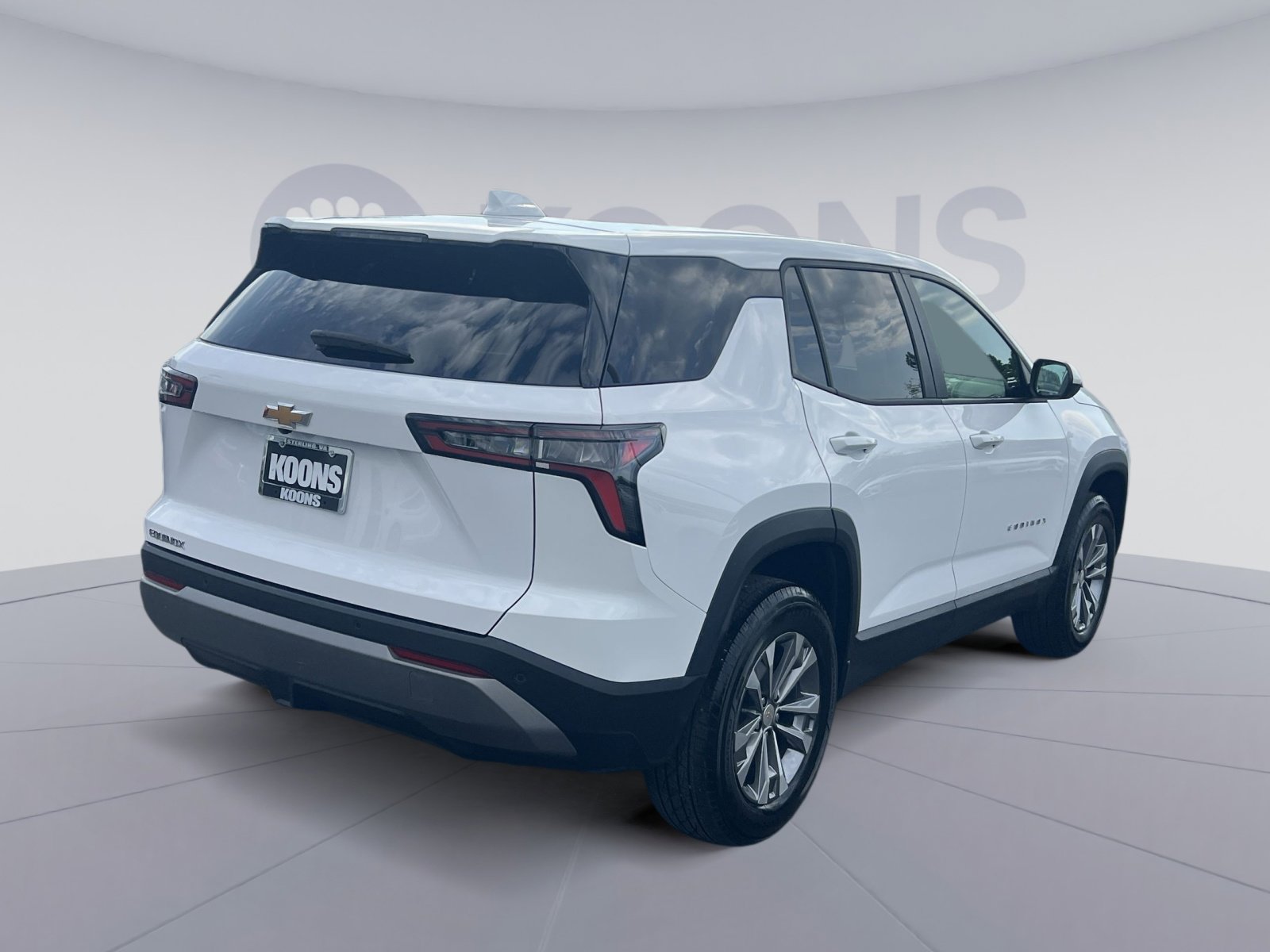 Used 2025 Chevrolet Equinox LT FWD image 16