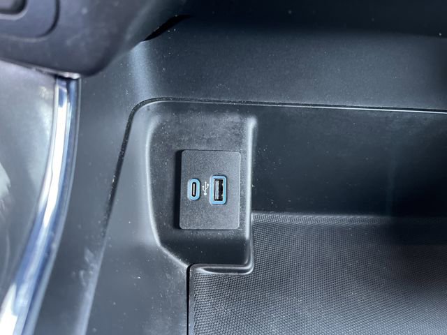 Certified 2022 Ford F150 XLT w/ Equipment Group 301A Mid image 39