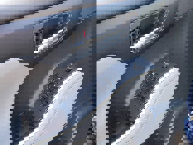 Used 2022 Toyota Highlander XLE image 16