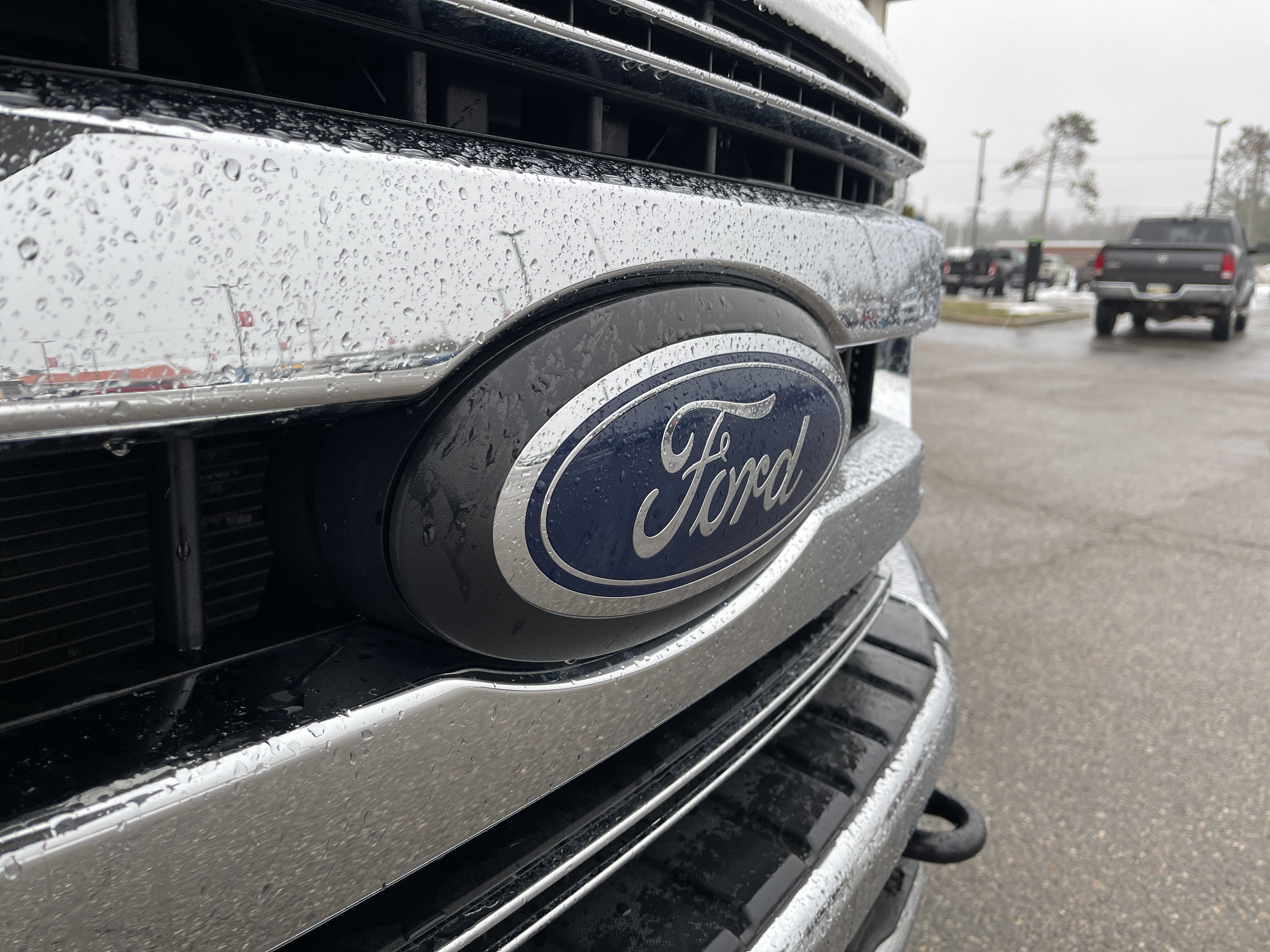 Certified 2022 Ford F350 XLT w/ XLT Value Package image 25