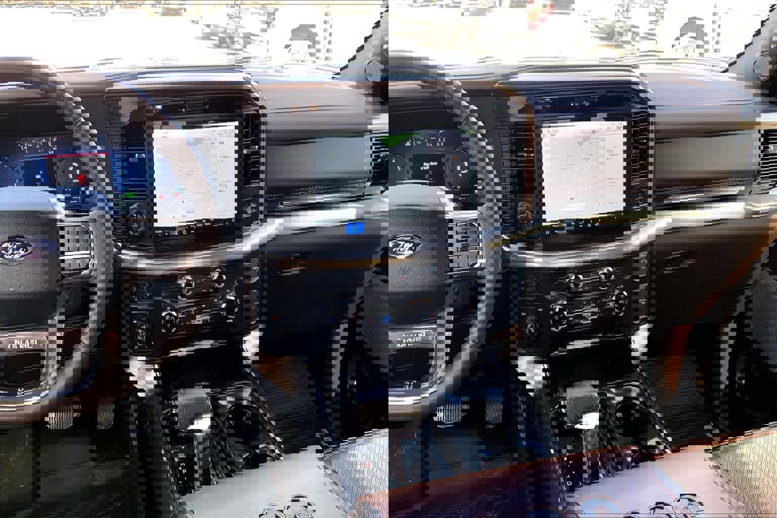 Certified 2025 Ford F150 King Ranch w/ FX4 Off-Road Package image 6