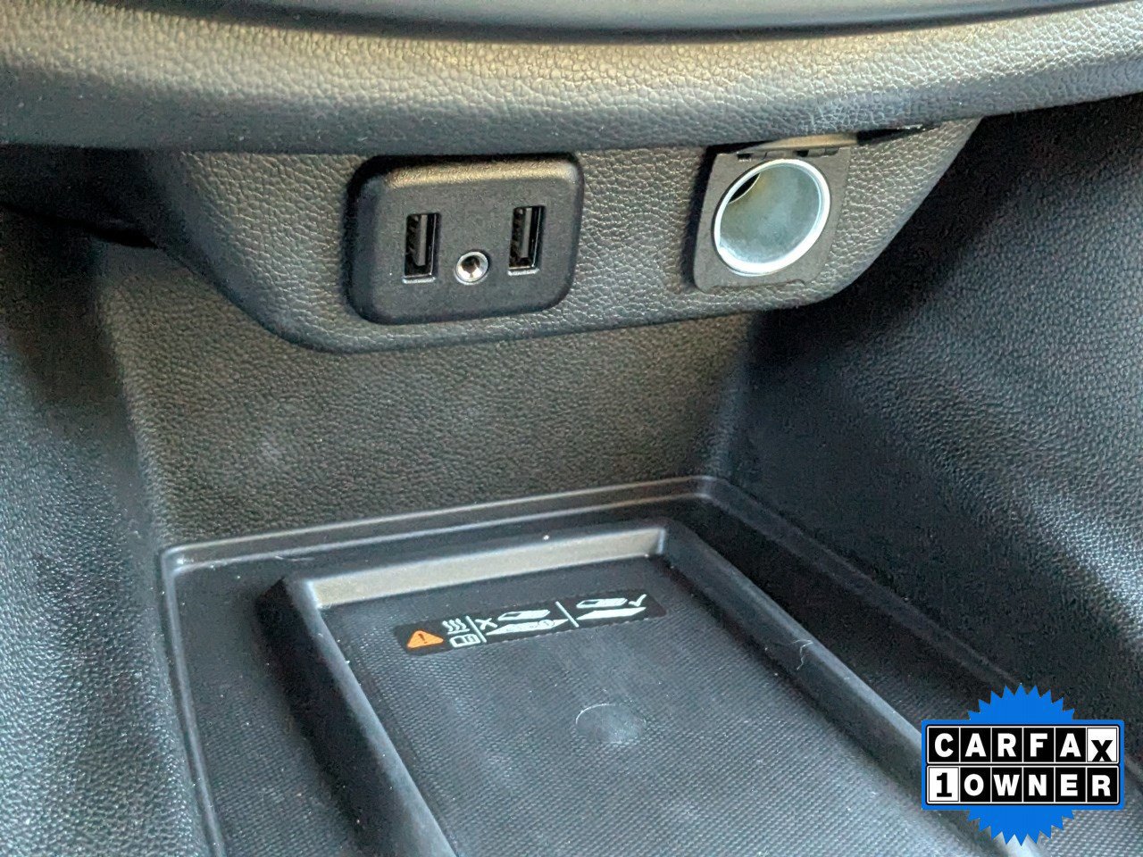 Used 2023 Chevrolet Traverse LT image 28