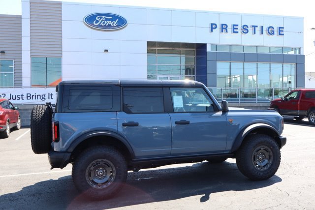 Certified 2025 Ford Bronco Badlands w/ Sasquatch Package AWD/4WD image 13