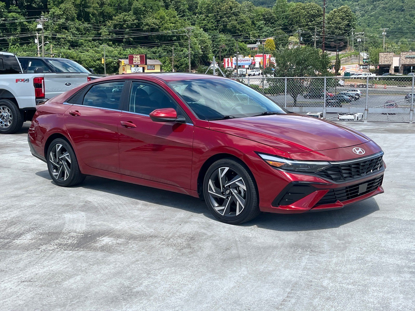 Used 2025 Hyundai Elantra SEL