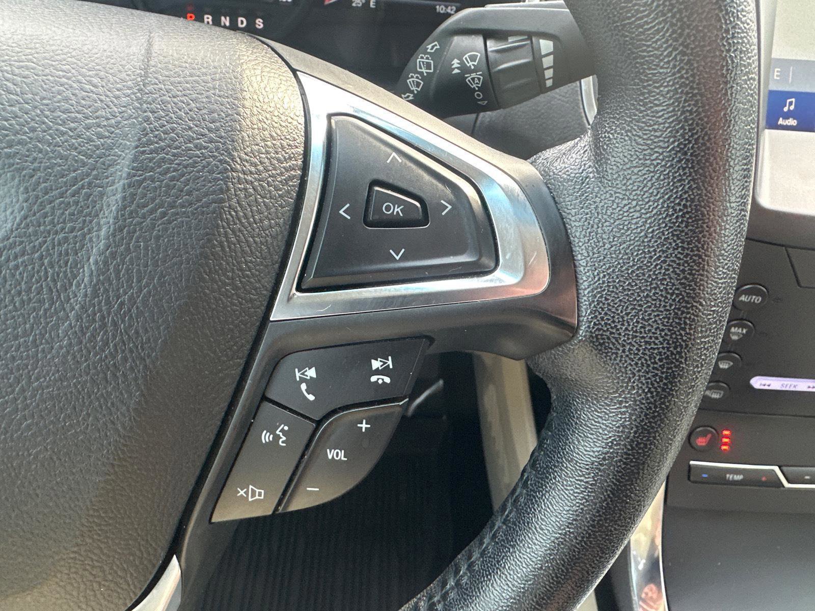 Certified 2020 Ford Edge Titanium image 21