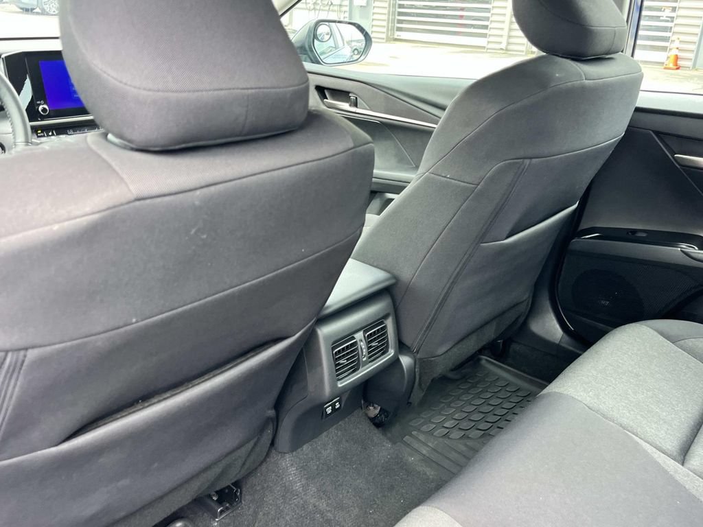 Used 2025 Toyota Camry LE w/ Convenience Package FWD image 22
