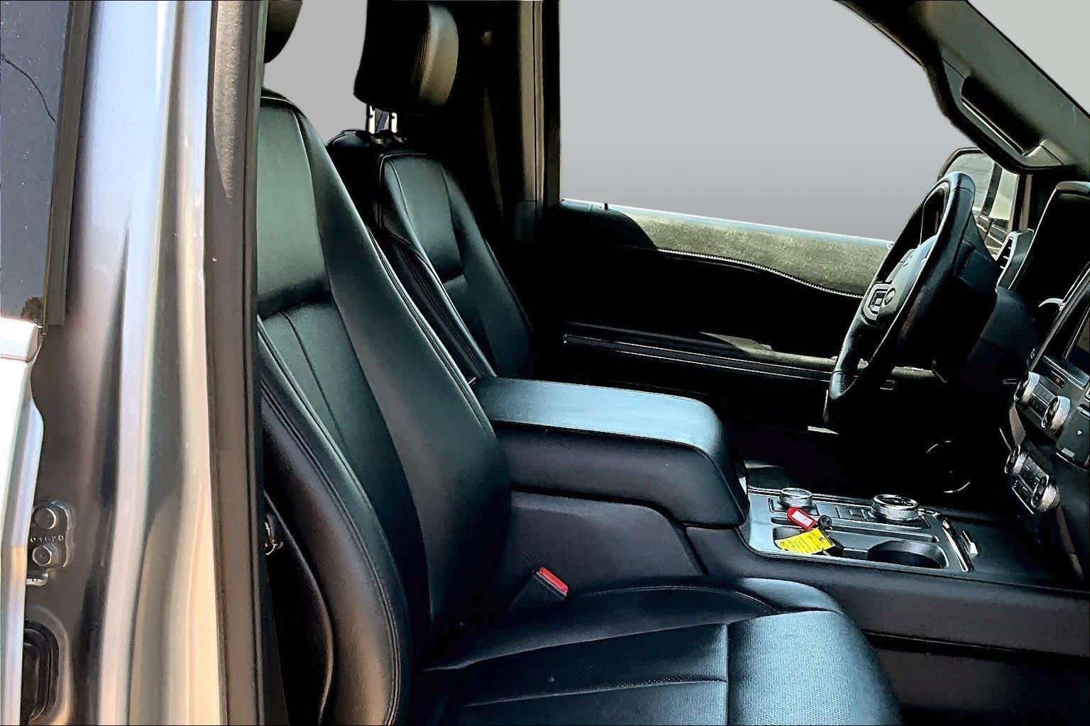 Certified 2020 Ford Expedition XLT w/ Equipment Group 202A AWD/4WD image 9