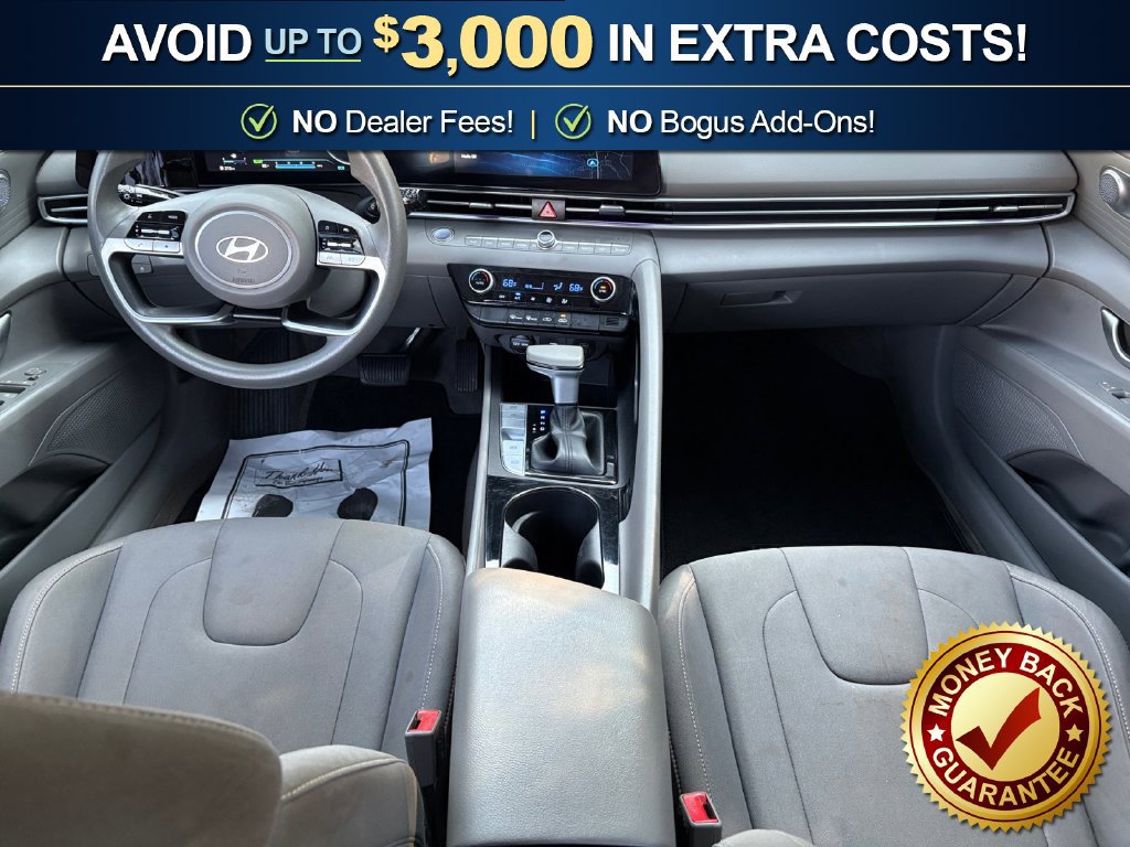 Used 2024 Hyundai Elantra Blue FWD image 17
