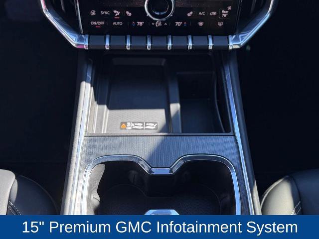 Used 2024 GMC Acadia Elevation image 18