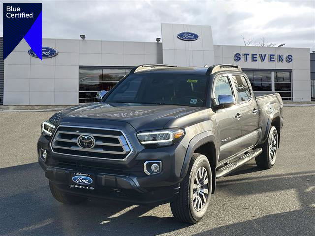 Used 2022 Toyota Tacoma Limited image 1