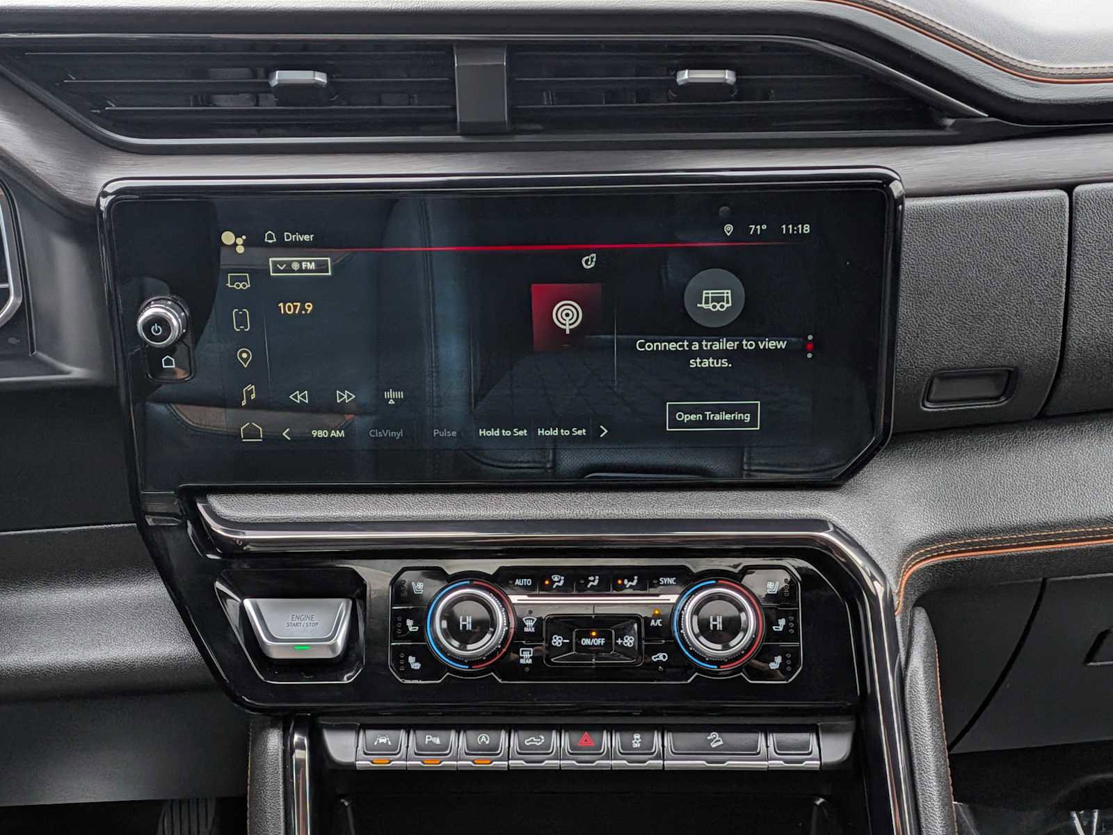 Used 2024 GMC Sierra 1500 AT4 w/ Technology Package image 29