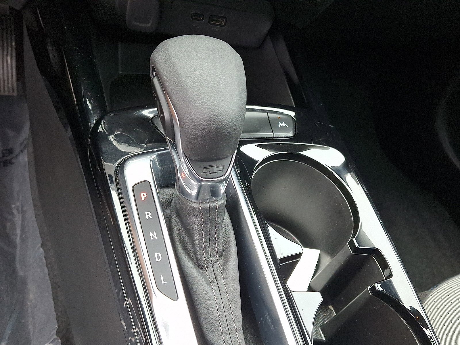 Used 2025 Chevrolet Trax LT image 13