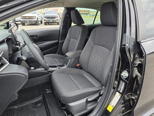 Used 2023 Toyota Corolla LE image 10