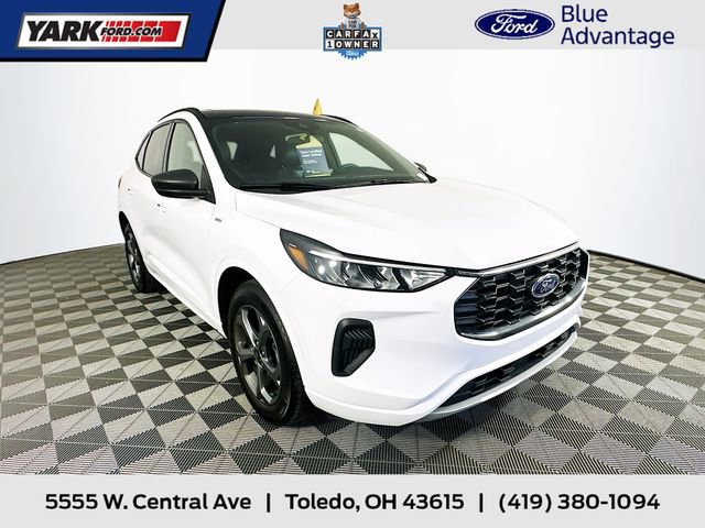 Certified 2023 Ford Escape ST-Line w/ Tech Pack #1 image 7