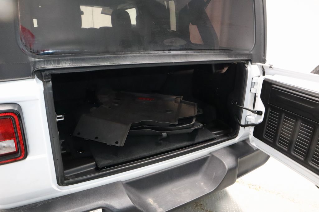 Used 2022 Jeep Wrangler Unlimited Sport AWD/4WD image 13