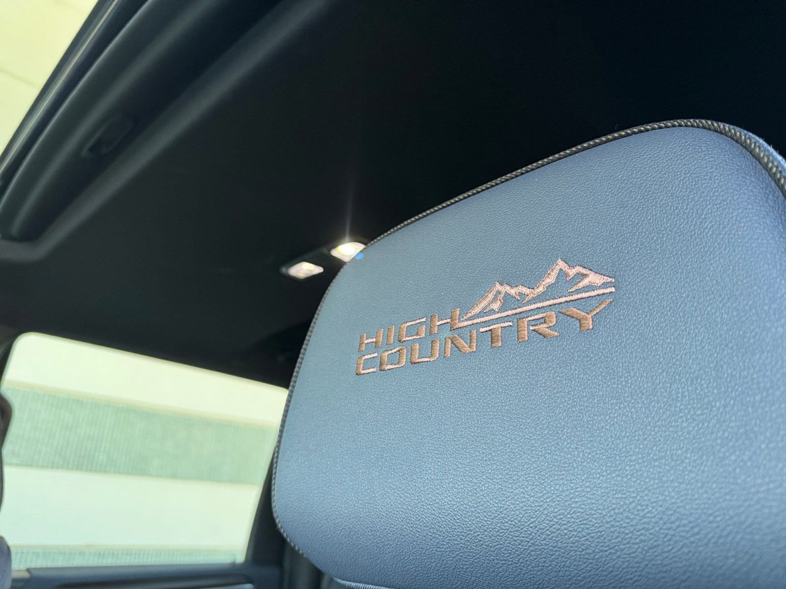 Used 2025 Chevrolet Silverado 3500 High Country w/ High Country Premium Package image 25