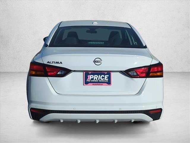 Used 2025 Nissan Altima 2.5 SV FWD image 5