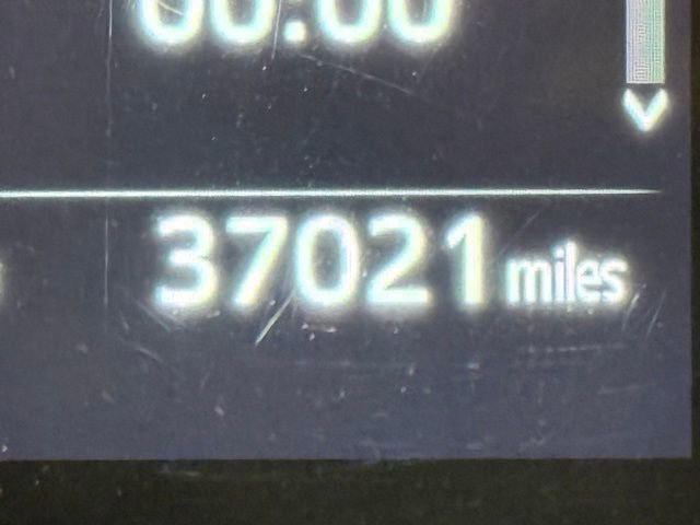 Used 2021 Toyota Camry SE image 23