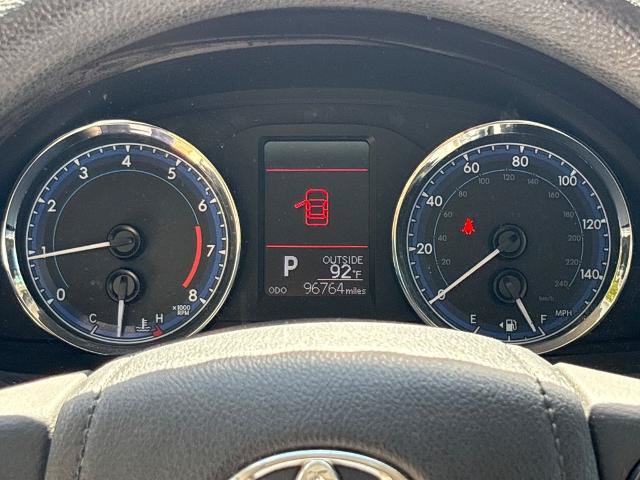 Used 2017 Toyota Corolla LE w/ Carpet Mat Package (TMS) FWD image 21