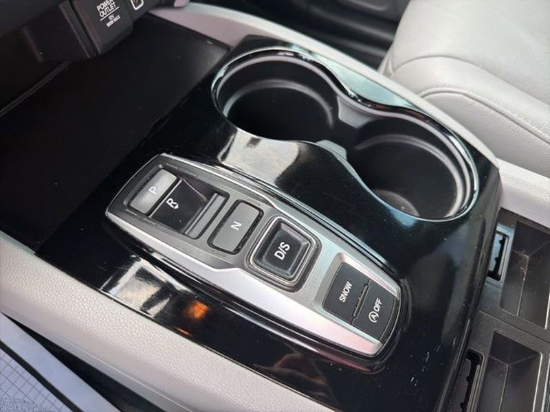 Used 2021 Honda Pilot Touring image 9