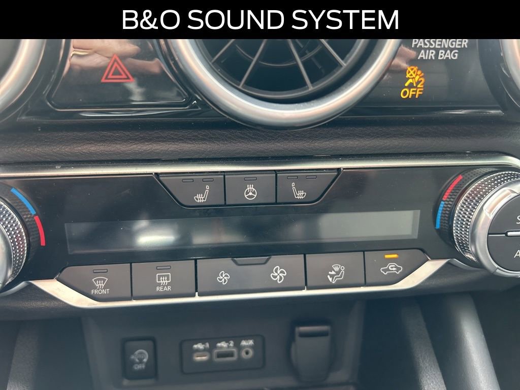 Used 2025 Nissan Sentra SR w/ SR Premium Package image 19