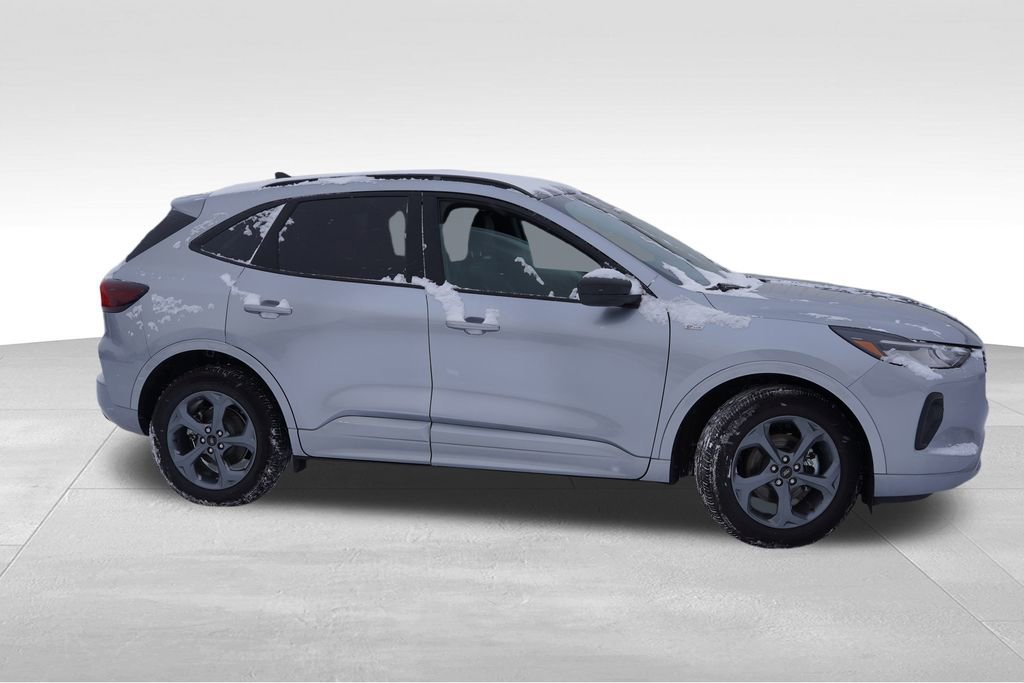 Certified 2023 Ford Escape ST-Line w/ Tech Pack #1 image 4