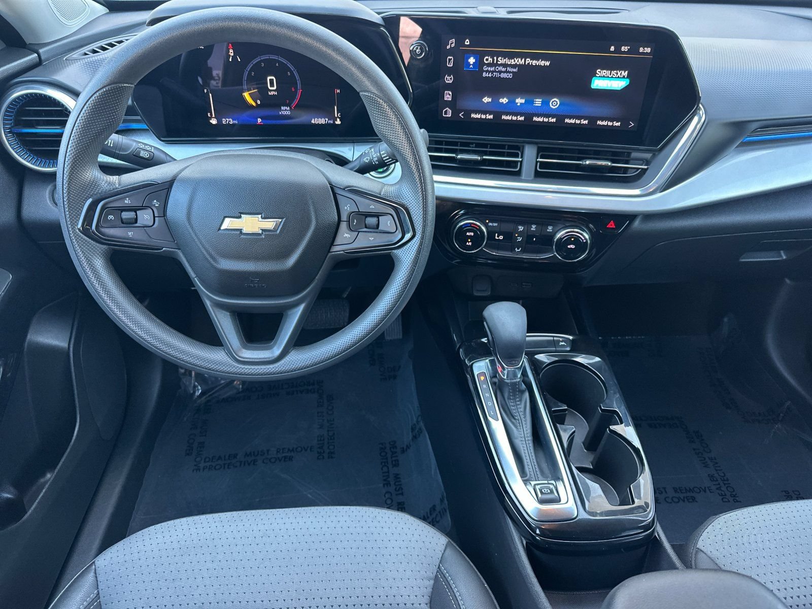 Used 2024 Chevrolet Trax LT FWD image 15