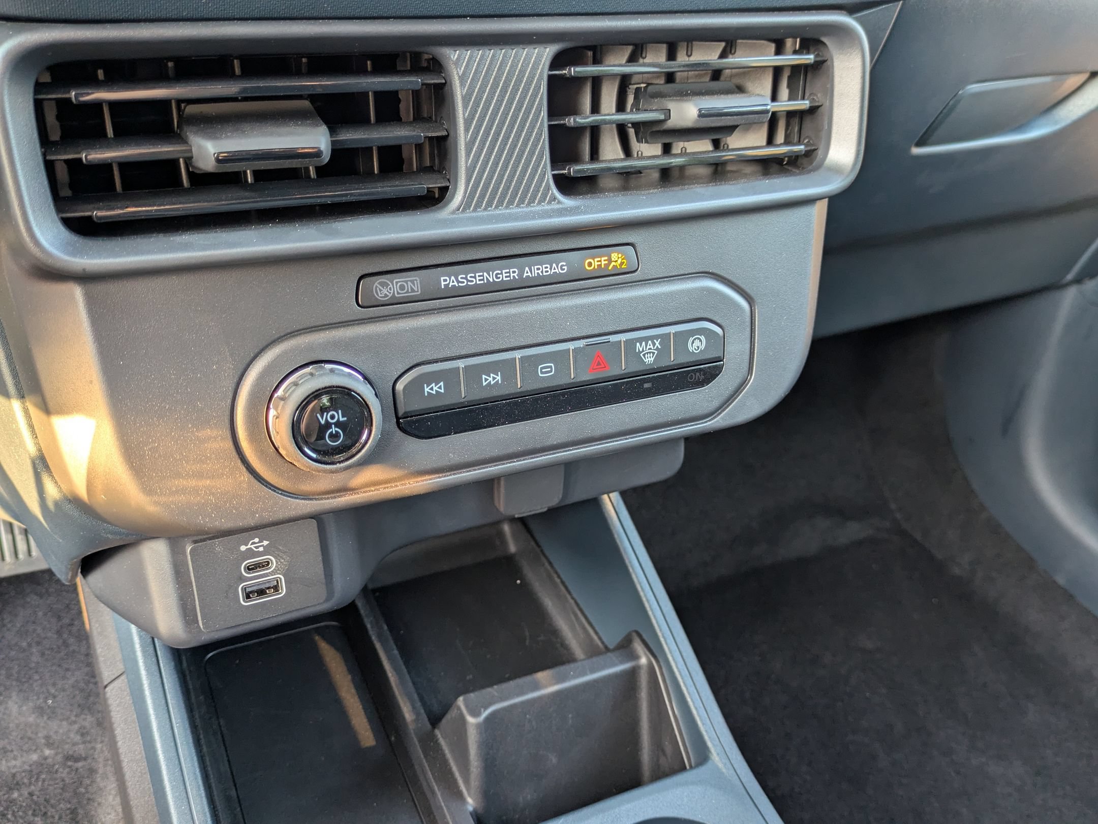 Certified 2026 Ford Maverick XL FWD image 25