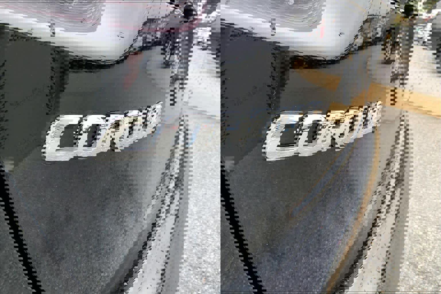 Used 2023 Toyota Corolla SE image 9