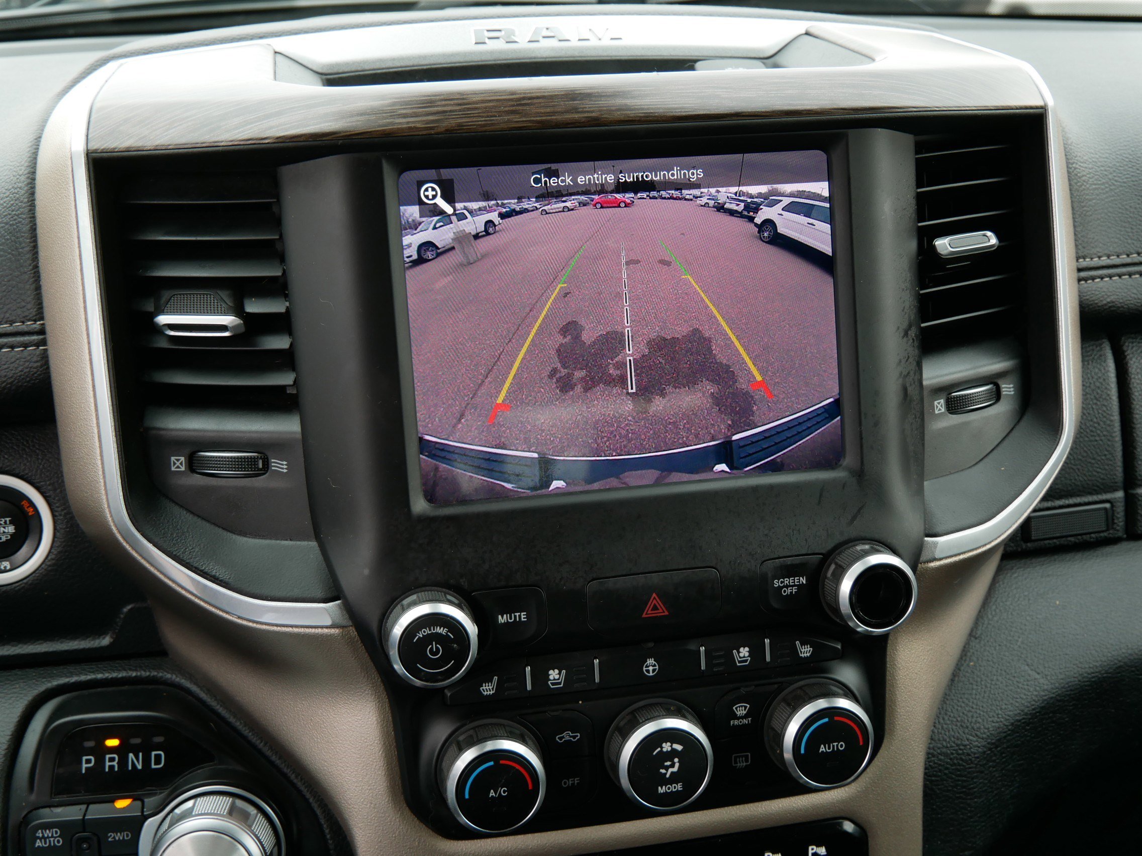 Used 2020 RAM 1500 Laramie AWD/4WD image 32