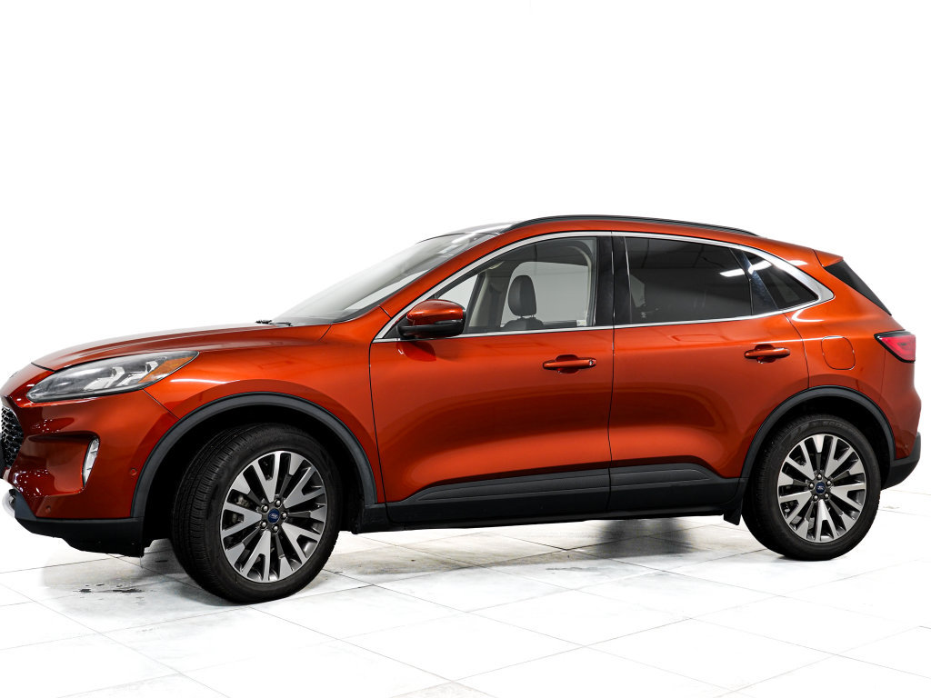 Certified 2020 Ford Escape Titanium AWD/4WD image 4