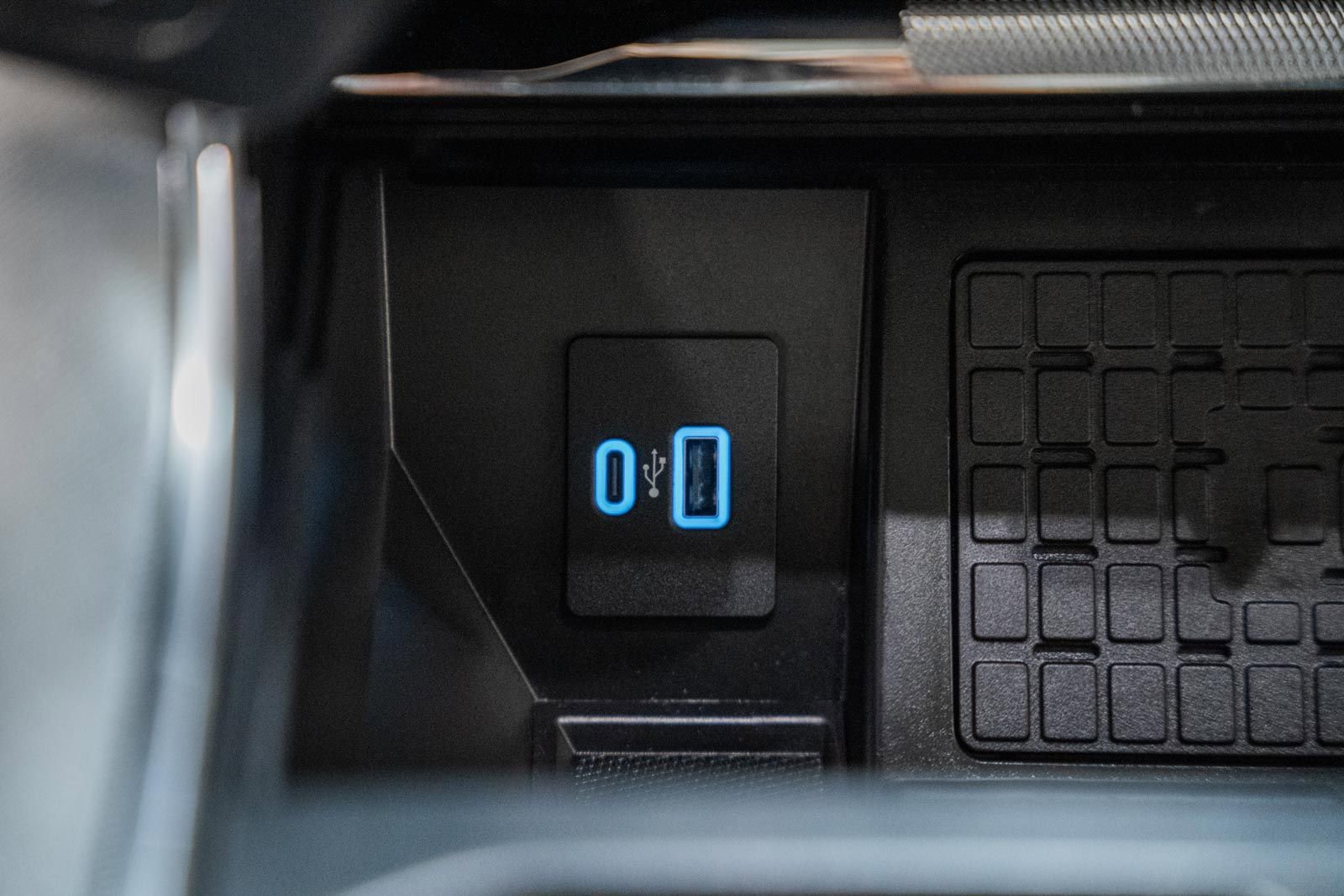 Certified 2023 Ford F150 Platinum image 32