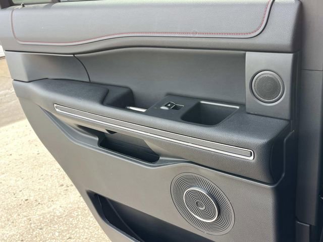 Certified 2023 Ford Expedition Limited image 20