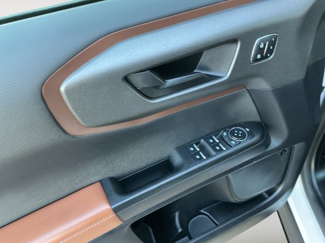 Certified 2025 Ford Bronco Sport Outer Banks w/ Outer Banks Tech Package+ AWD/4WD image 10