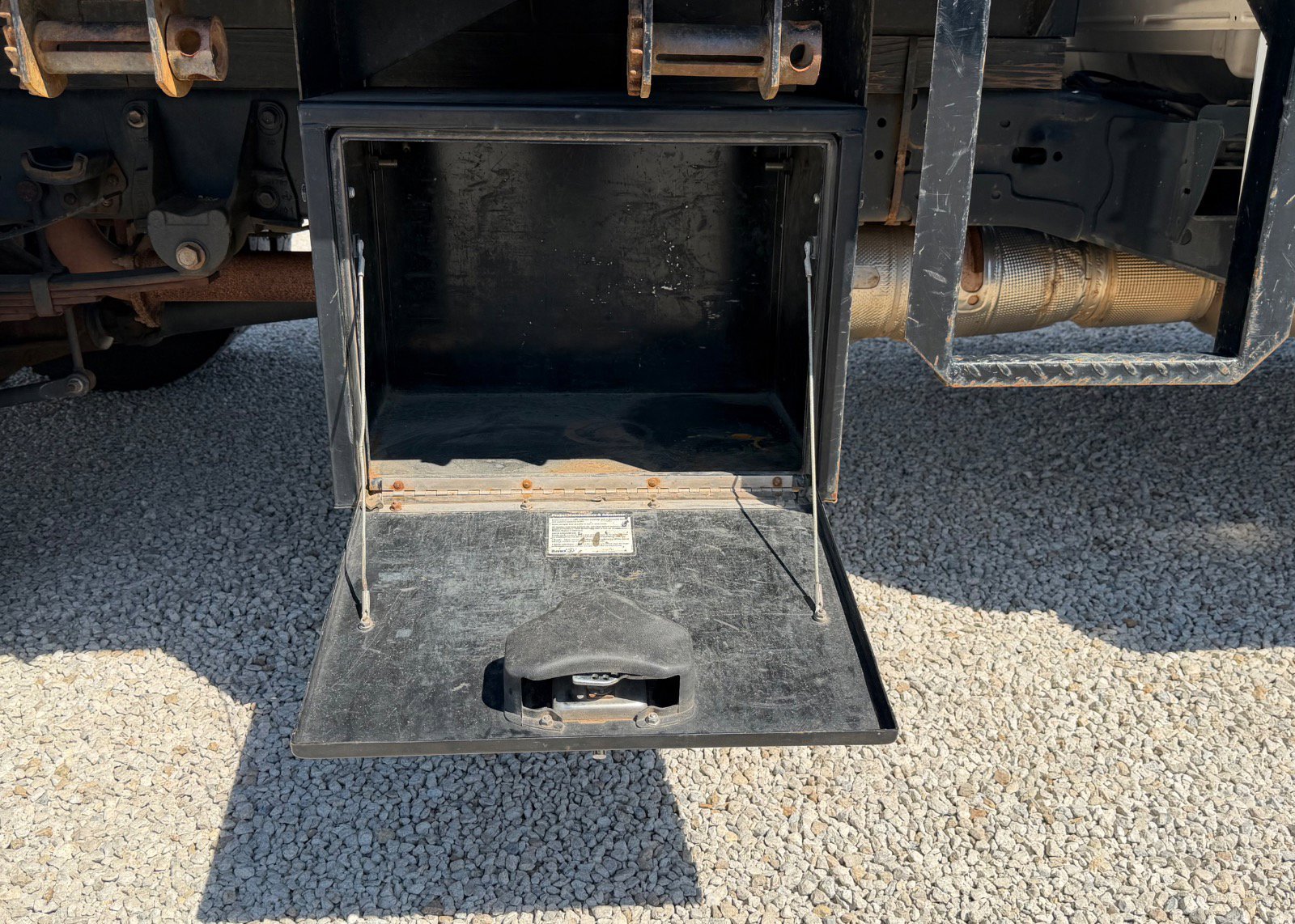 Certified 2021 Ford F550 4x4 Regular Cab Super Duty image 2