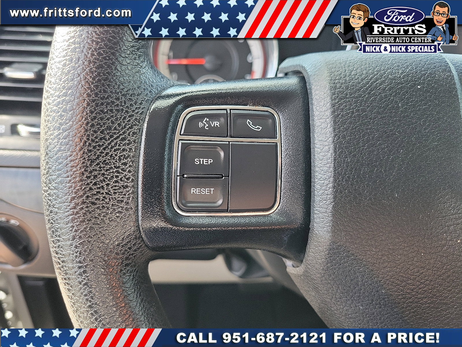 Used 2018 Dodge Grand Caravan SE w/ UConnect Hands-Free Group FWD image 6