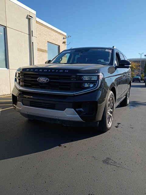 Certified 2025 Ford Expedition Platinum AWD/4WD image 5