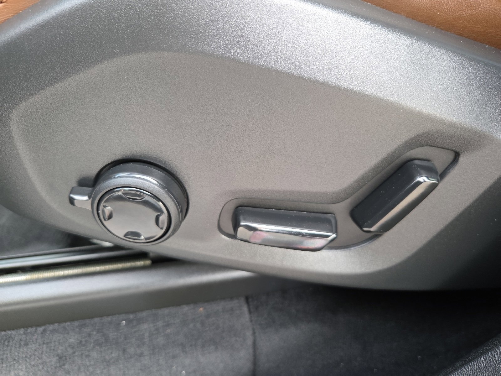 Used 2019 Volvo XC90 T6 Inscription w/ Protection Package Premier image 16