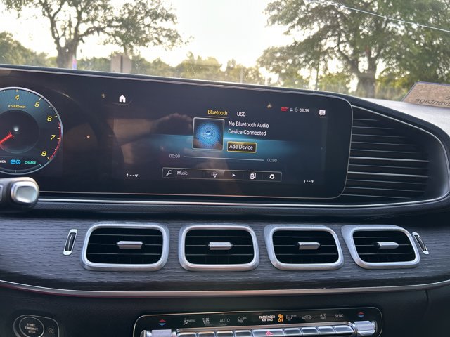 Used 2020 Mercedes-Benz GLS 450 4MATIC image 28