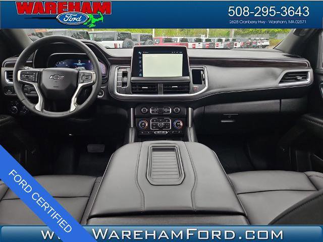 Used 2023 Chevrolet Tahoe Z71 w/ Luxury Package AWD/4WD image 3