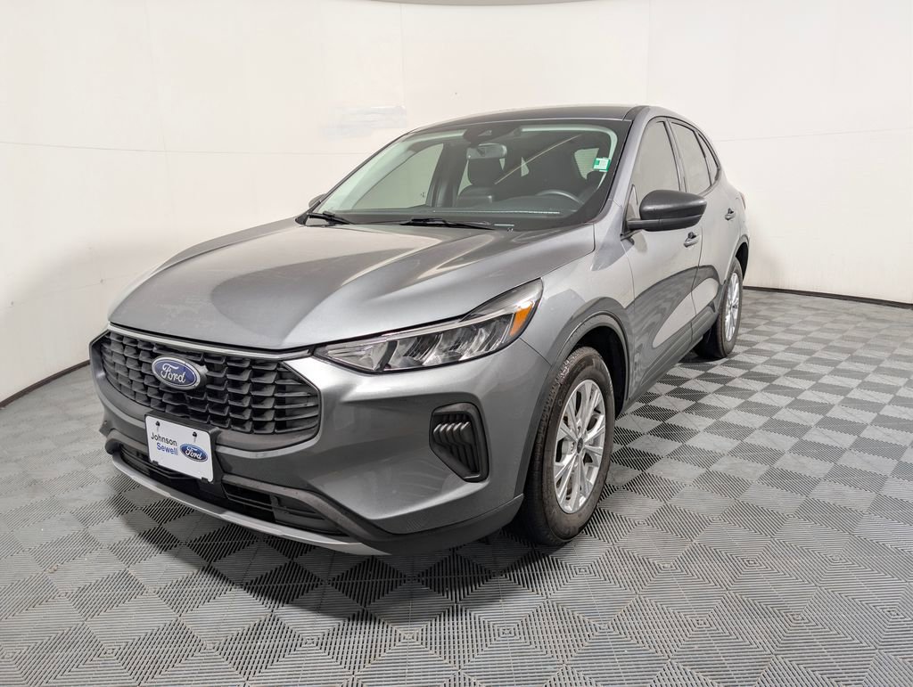 Certified 2025 Ford Escape Active FWD image 4