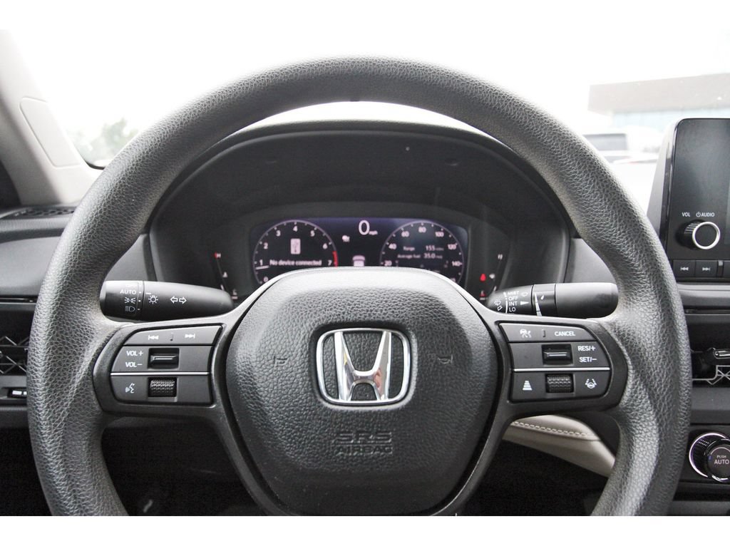 Used 2025 Honda Accord LX image 17