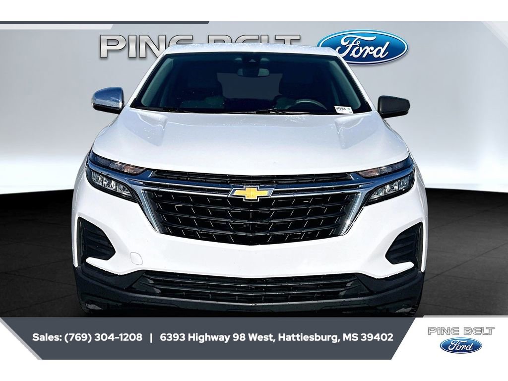 Used 2022 Chevrolet Equinox LS w/ LS Convenience Package FWD image 3